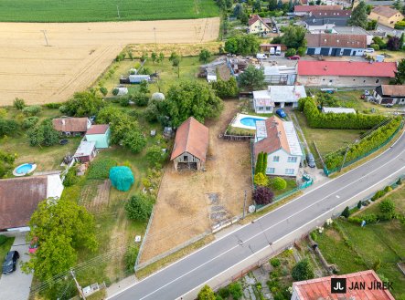 Prodej pozemku pro bydlení – Křičeň