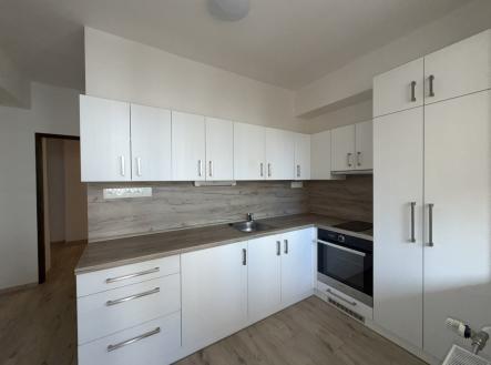 Pronájem bytu, 2+1, 68 m²