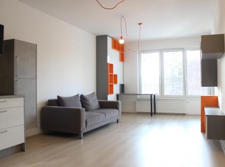 Pronájem bytu, 2+kk, 63 m²