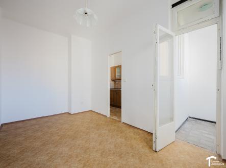 Pronájem bytu, 2+1, 90 m²