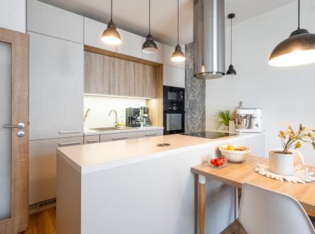 Pronájem bytu, 2+kk, 50 m²