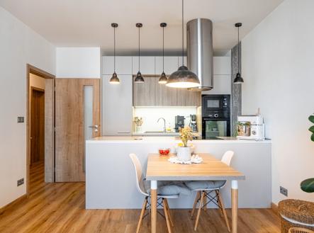 Pronájem bytu, 2+kk, 50 m²