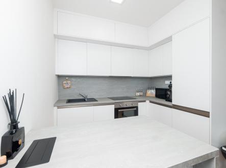 Pronájem bytu, 2+kk, 54 m²