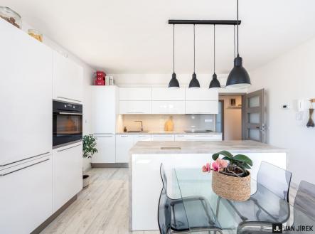 Prodej bytu, 4+kk, 102 m²
