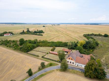Prodej komerčního objektu, jiný, 852 m² obrázek