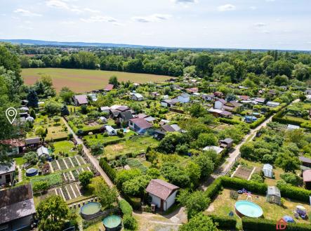 Prodej pozemku, zahrada, 300 m²