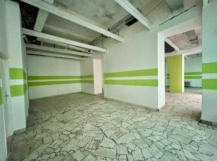 Pronájem kanceláře, 295 m²