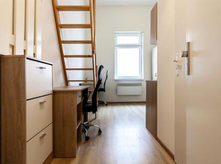 Pronájem bytu, 1+kk, 24 m²