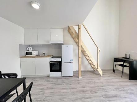 Pronájem bytu, 1+kk, 22 m²