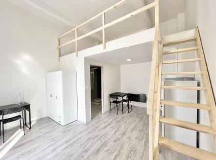 Pronájem bytu, 1+kk, 22 m²