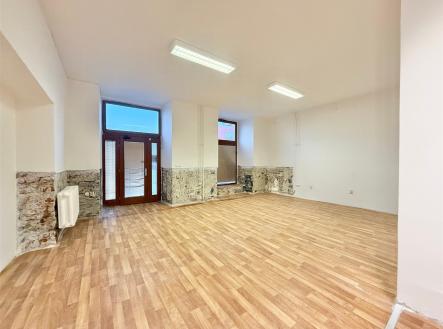 Pronájem - restaurace, 60 m²