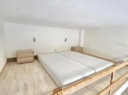 Pronájem bytu, 1+kk, 20 m²