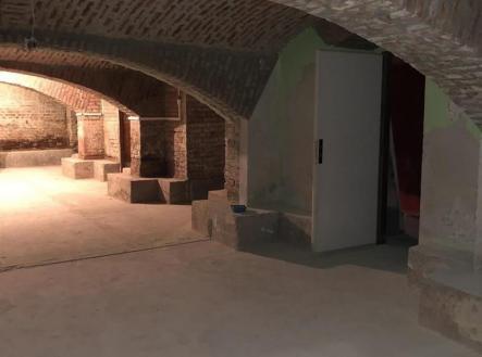 Pronájem skladovací prostor, 145 m²