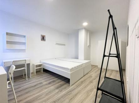 Pronájem bytu, 2+1, 40 m²