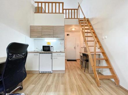 Pronájem bytu, 1+kk, 24 m²