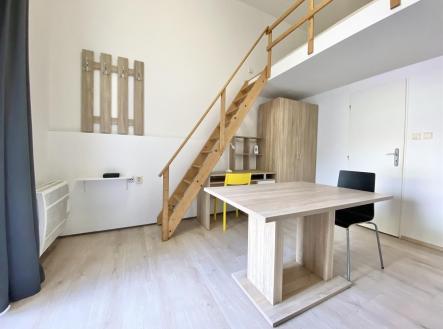 Pronájem bytu, 1+kk, 20 m²