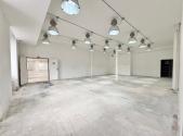 Pronájem skladovací prostor, 200 m²