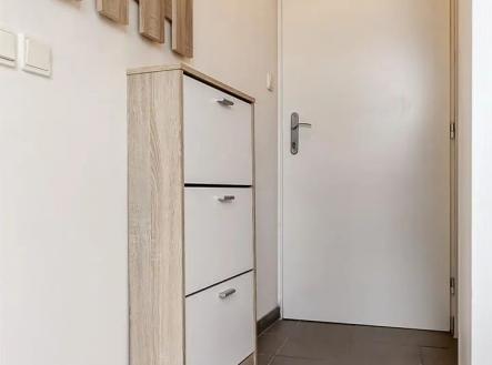 Pronájem bytu, 1+kk, 28 m²