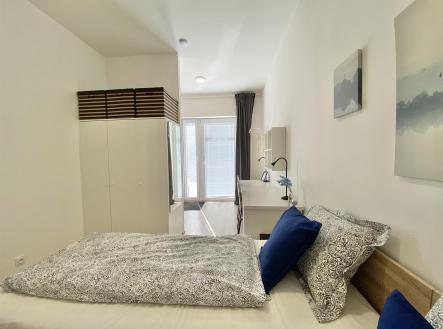 Pronájem bytu, garsoniéra, 18 m²