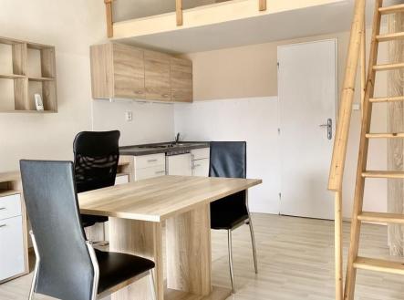 Pronájem bytu, 1+kk, 22 m²