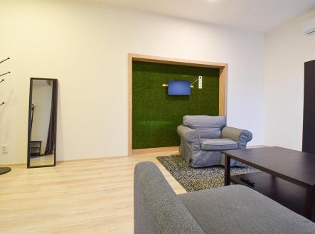 Pronájem bytu, 2+kk, 55 m²