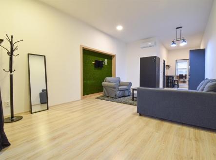 Pronájem bytu, 2+kk, 55 m²