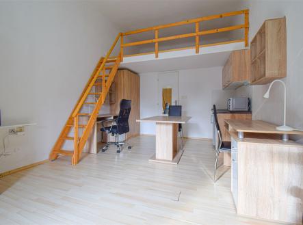 Pronájem bytu, 1+kk, 22 m²