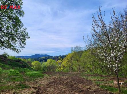 Prodej - pozemek, zahrada, 1 047 m² obrázek