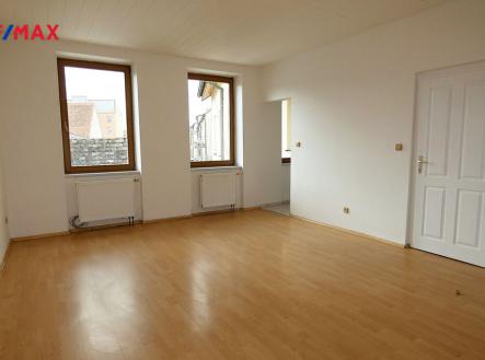 Pronájem bytu, 1+kk, 35 m² obrázek