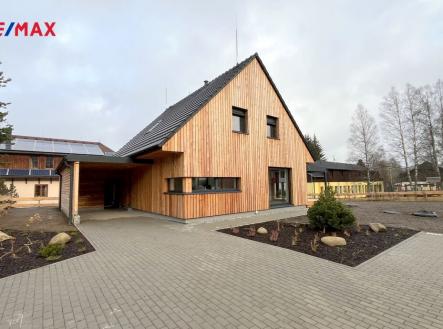 Pronájem - dům/vila, 134 m²