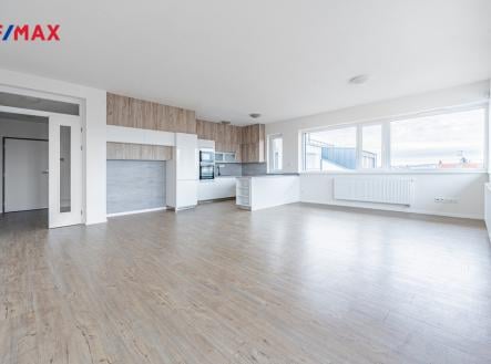 Pronájem bytu, 3+kk, 152 m²