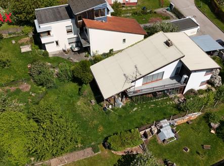Pronájem - dům/vila, 222 m²