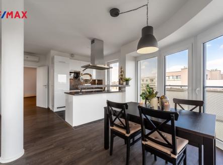 Prodej bytu, 6+1, 164 m²