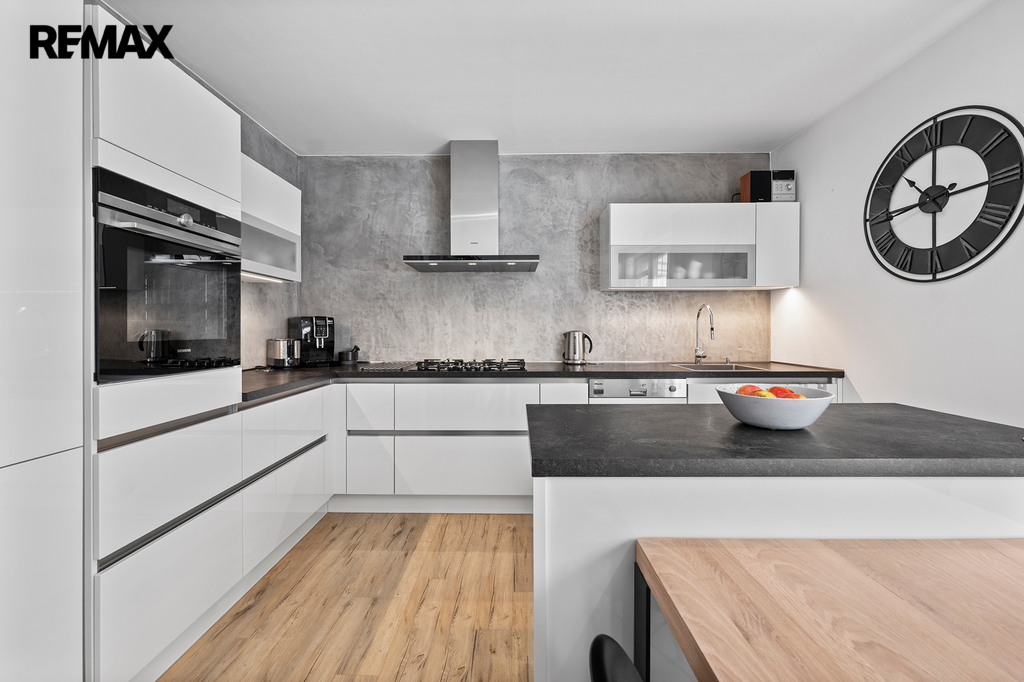 kuchyně s jídelnou