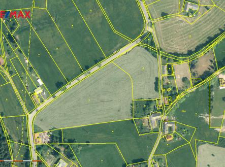 Prodej pozemku pro bydlení, 1 826 m²