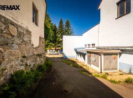 Prodej výrobní prostor, 1 115 m²