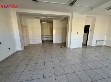 Pronájem obchodní prostor, 74 m²