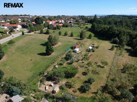 Prodej pozemku pro bydlení, 4 142 m²