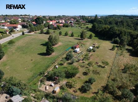 Prodej pozemku pro bydlení, 4 142 m²