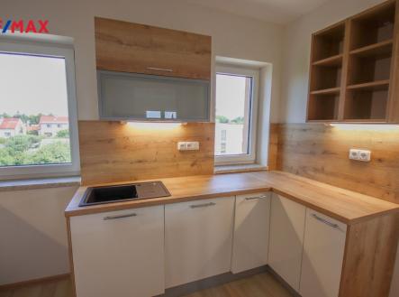Pronájem bytu, 3+1, 82 m²