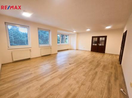 Pronájem bytu, 3+1, 121 m²