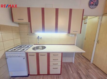 Pronájem bytu, 2+kk, 37 m²