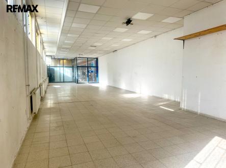 Pronájem obchodní prostor, 470 m²