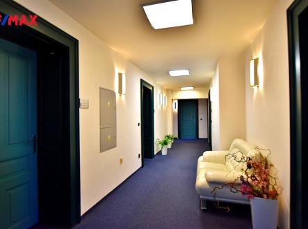 Pronájem kanceláře, 38 m²