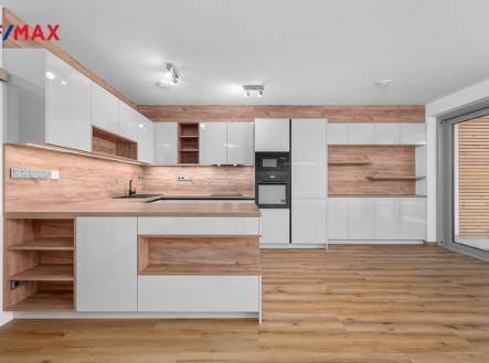 Pronájem bytu, 4+kk, 109 m²