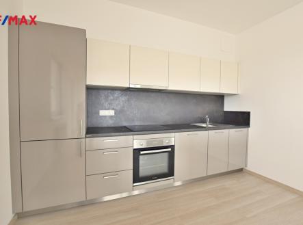Pronájem bytu, 2+kk, 74 m²