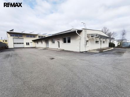 Pronájem skladovací prostor, 3 198 m²