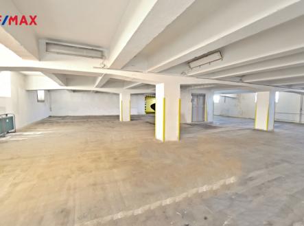 Pronájem výrobní prostor, 400 m²