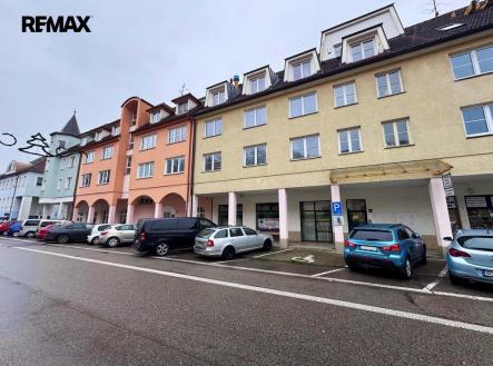 Prodej obchodní prostor, 219 m²