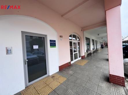 Prodej obchodní prostor, 225 m²